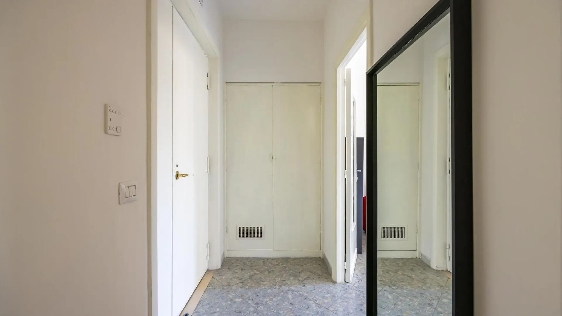 Beverello Apartment Naples Italy